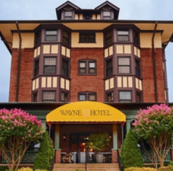 WayneHotel230.jpg